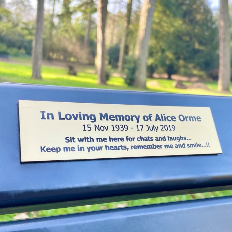 Memorial plaque in remembrance outdoor bench plaque personalised 15 x 4 or 5cm 5.9 x 1.57 or 1.96 inch various colours we also offer custom sizes