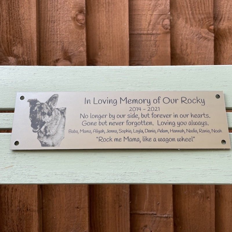Memorial plaque in remembrance Dog Cat Pet outdoor bench plaque with photograph personalised 25 x 7cm  9.84 x 2.75 inch various colours we also offer custom sizes